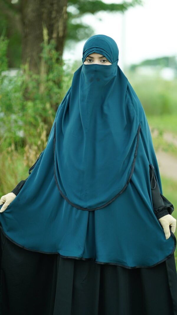 Hijab Dubai Chary