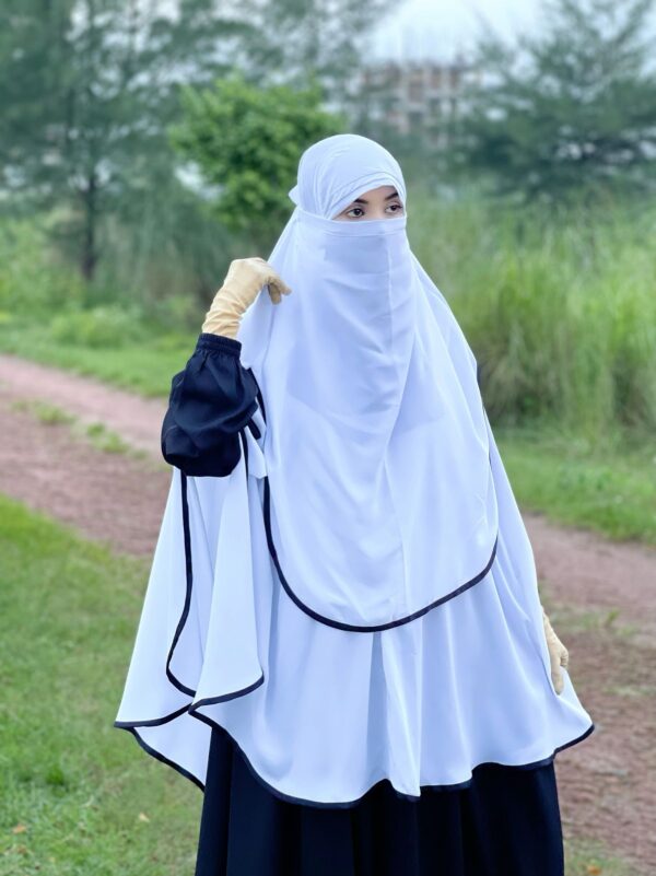Dubai Chary Iqra Hijab